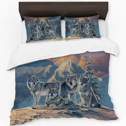 Wolf Pack Duvet Cover Set By Vincent Hie