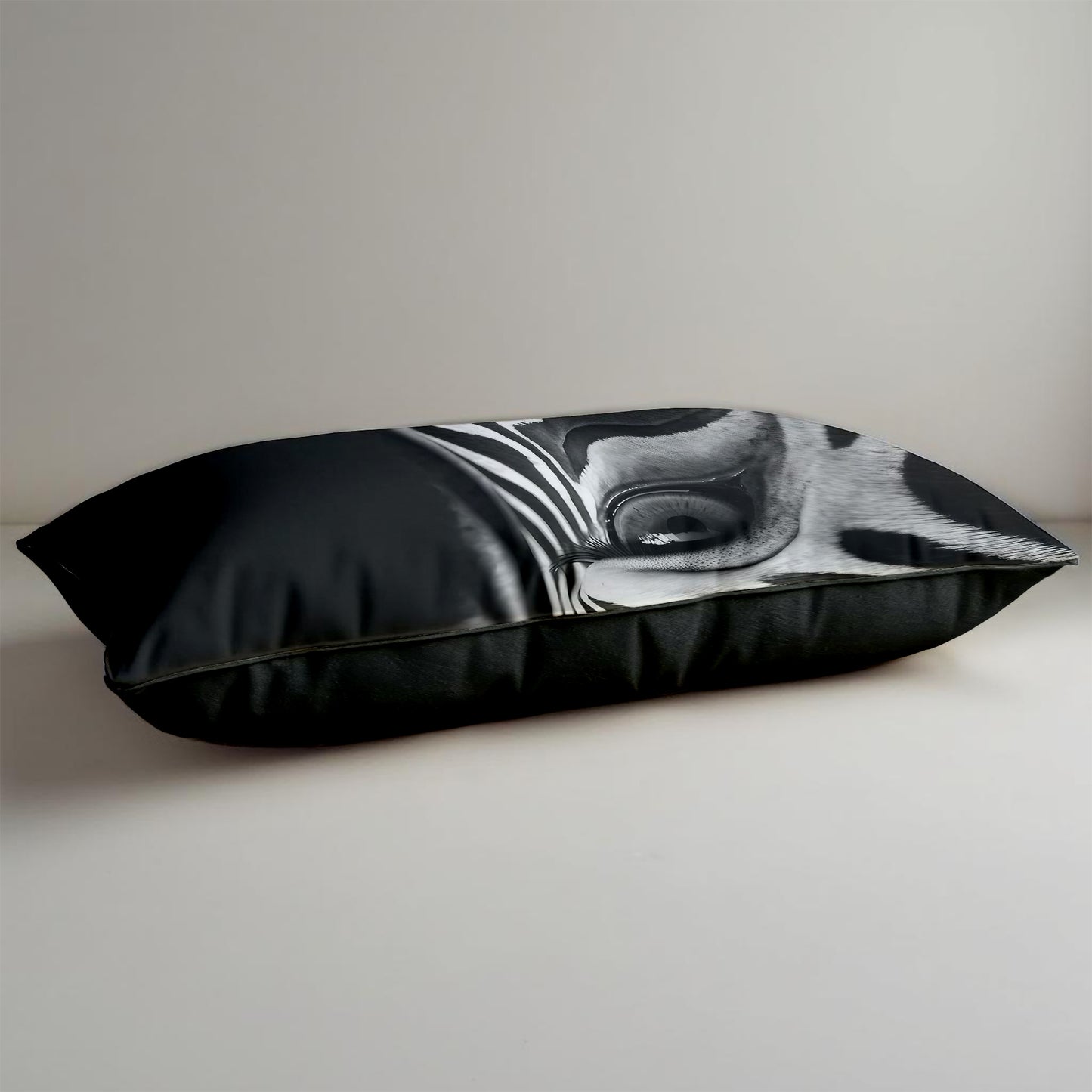 Zebra King Luxury Scatter
